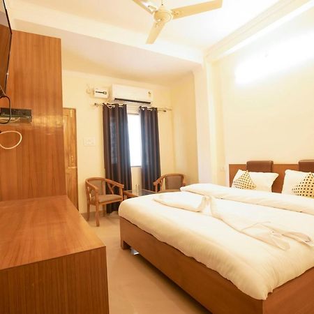 טאפובן Hotel Grace Ganga By Oscenox-Hotel In Rishikesh מראה חיצוני תמונה