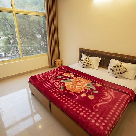 טאפובן Hotel Grace Ganga By Oscenox-Hotel In Rishikesh מראה חיצוני תמונה